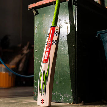 Gray Nicolls Fusion 2500 Cricket Bat - Short Blade Long Handle (Natural)
