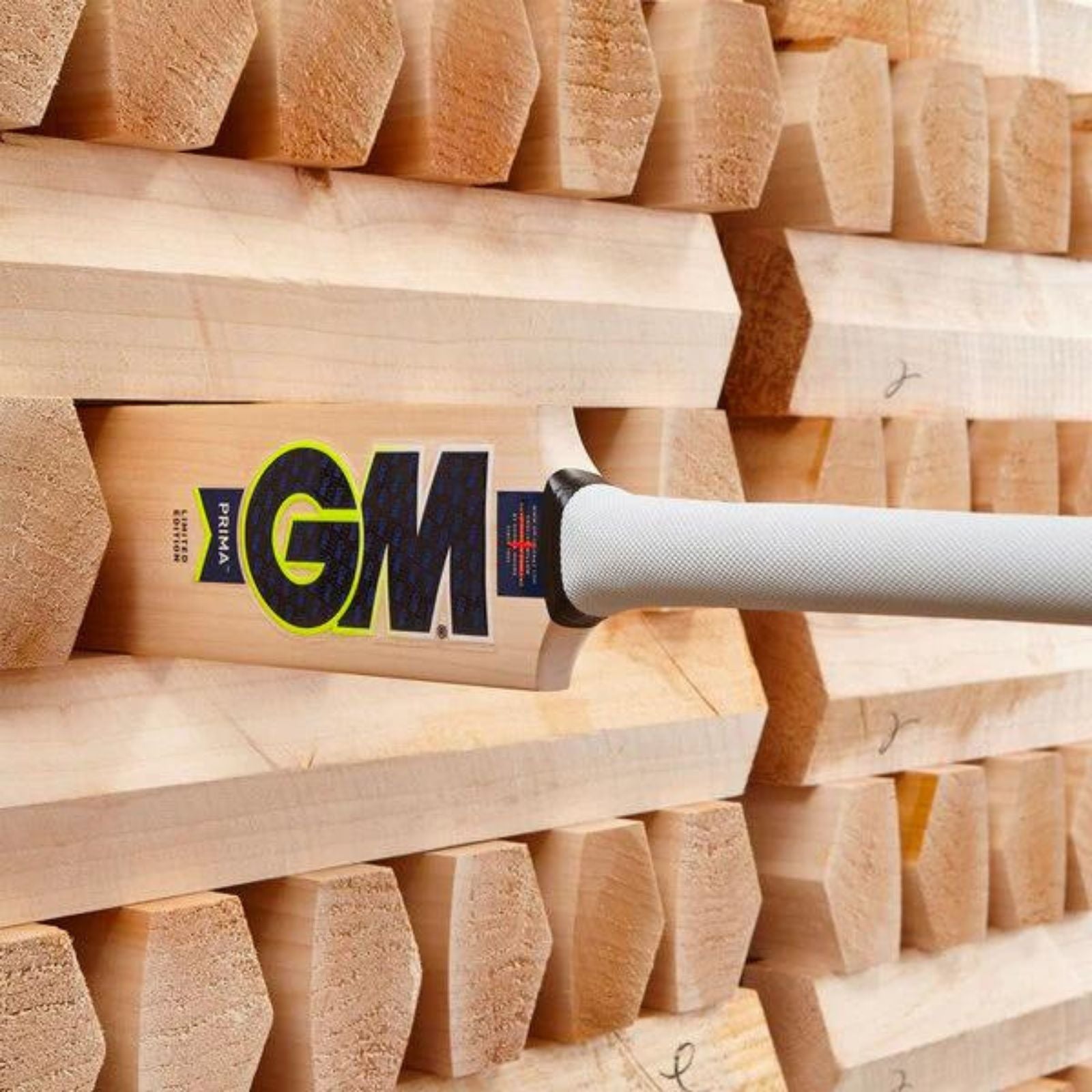 Gunn & Moore Prima DXM Limited Edition Cricket Bat - SH