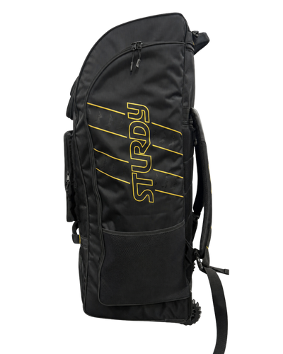 Sturdy Husky Duffle Wheel Bag