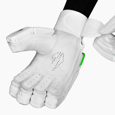 DSC Split 44 Batting Gloves - Junior