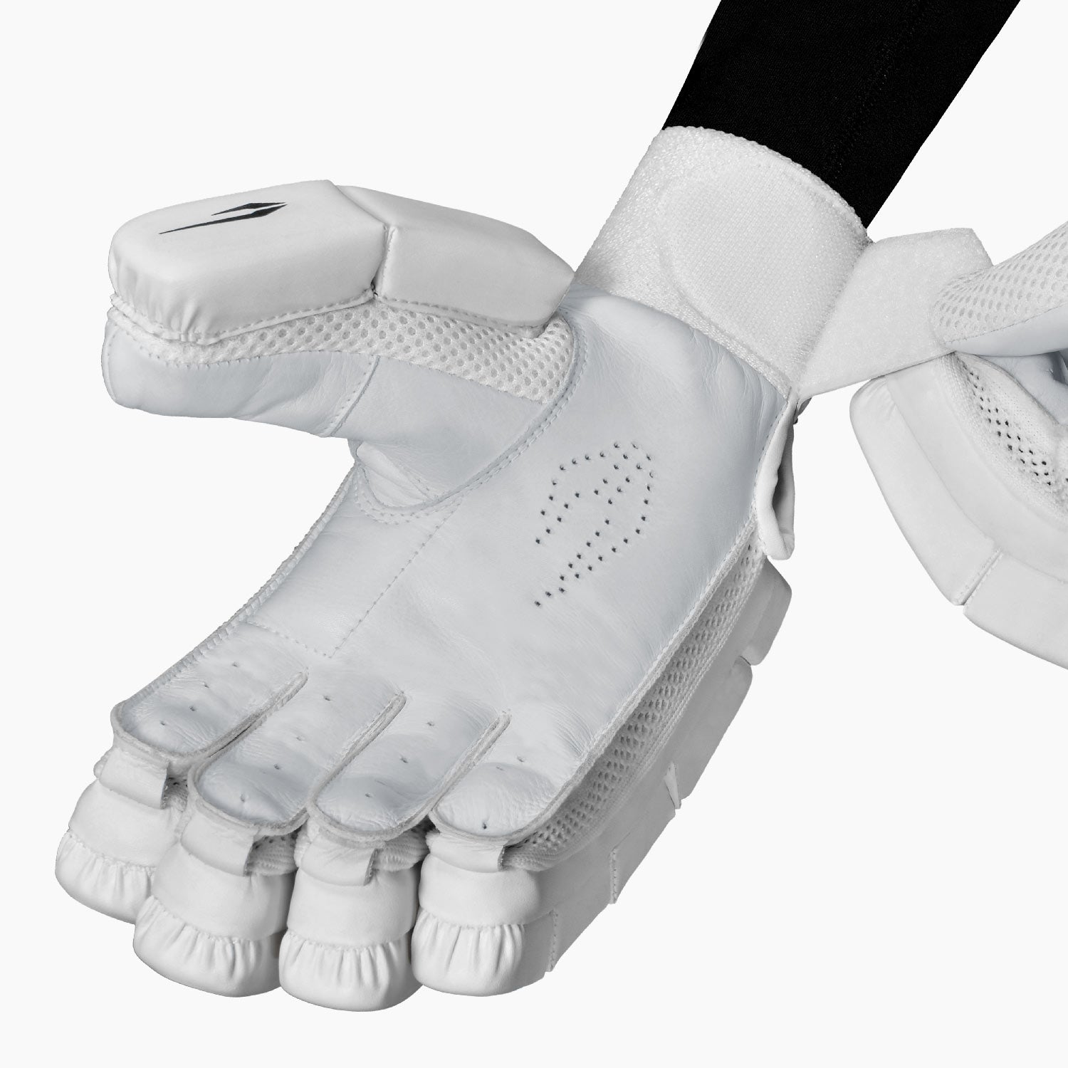 DSC Split 22 Batting Gloves - Junior