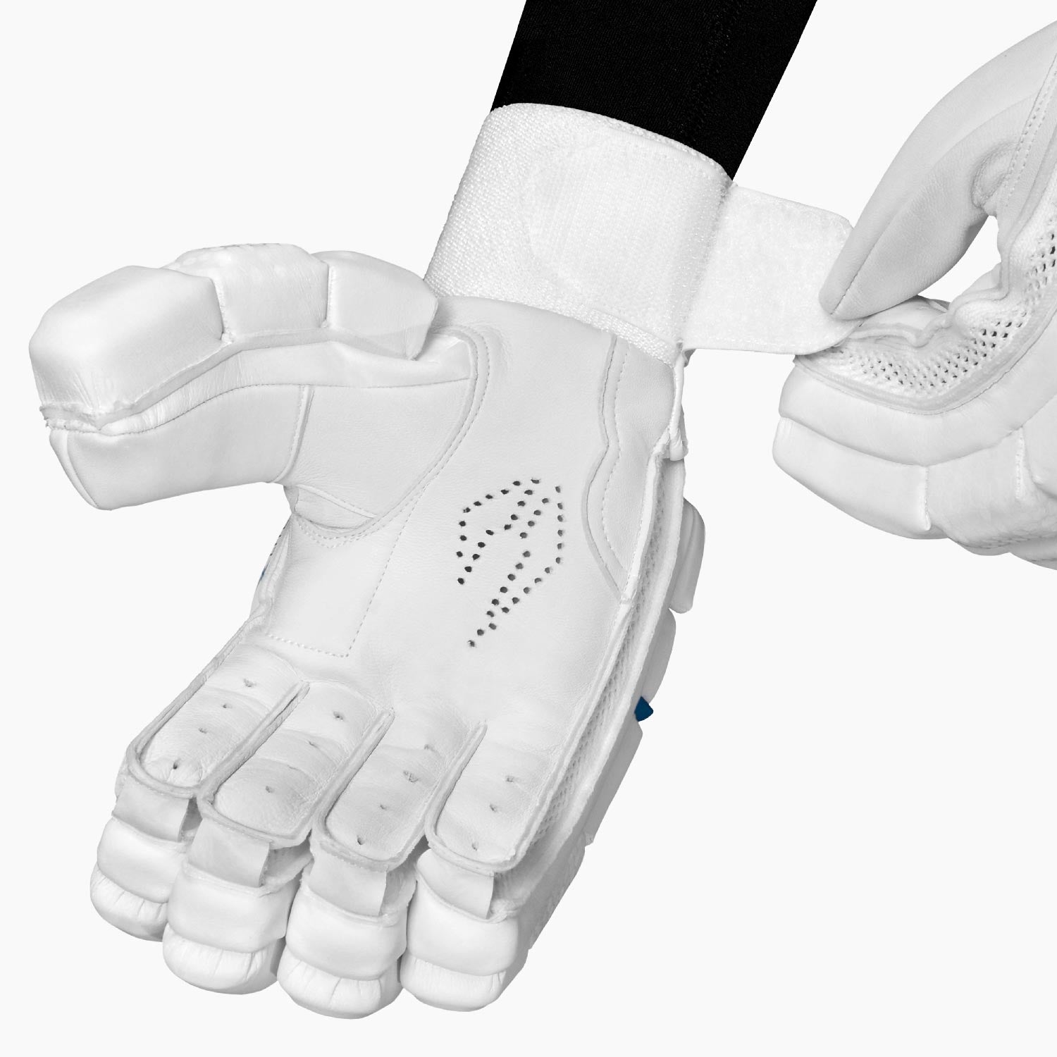 DSC Xlite 75 Batting Gloves - Adult
