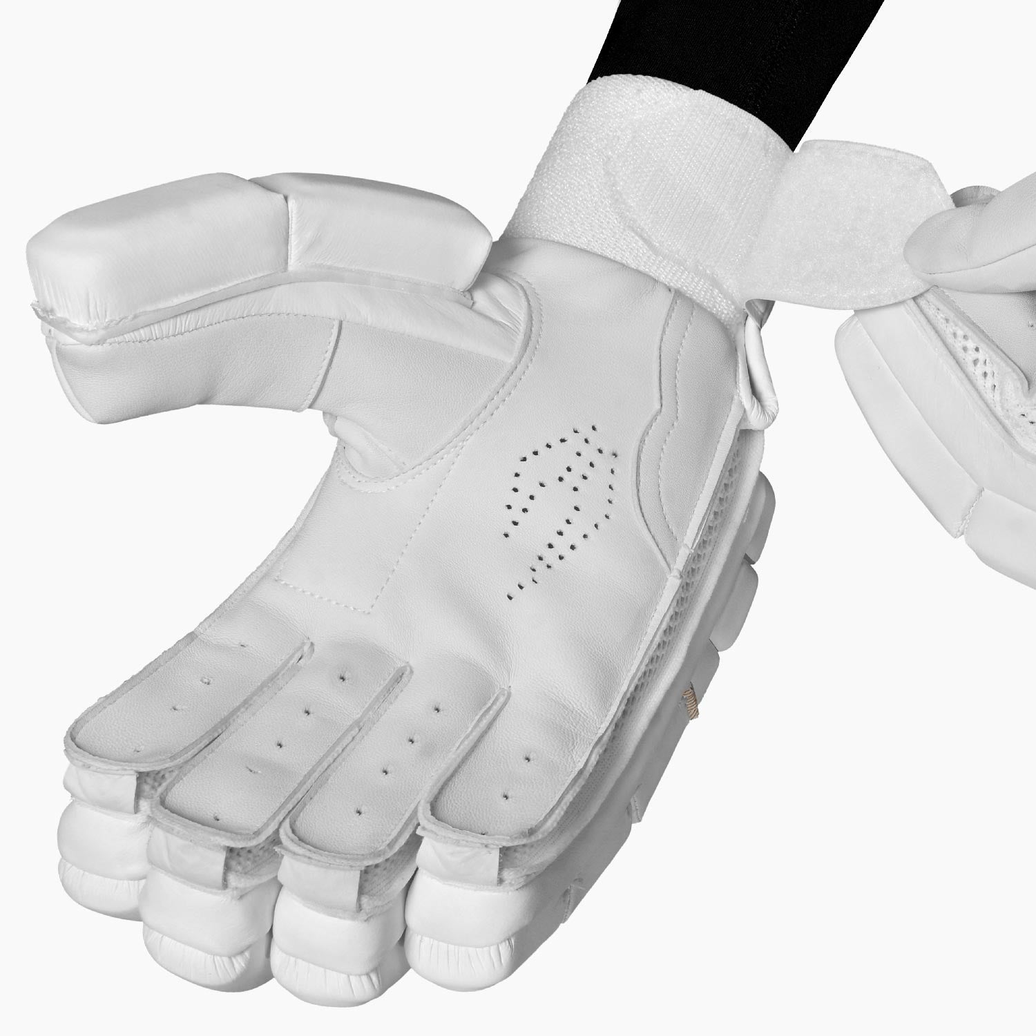 DSC Xlite 95 Batting Gloves - Adult
