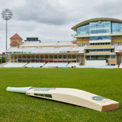 Gunn & Moore Verva DXM 404 L540 Blade TTNOW Cricket Bat - Senior