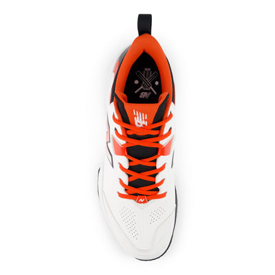 New Balance CK4020 V8 4E Fit Rubber Cricket Shoes