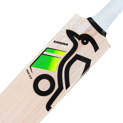 Kookaburra Kahuna Pro 9.0 Kashmiri Willow Junior Cricket Bat - Size 5