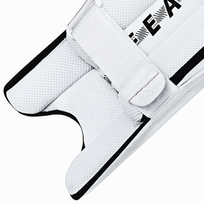 DSC Blak 55 Batting Leg Guard - Adult