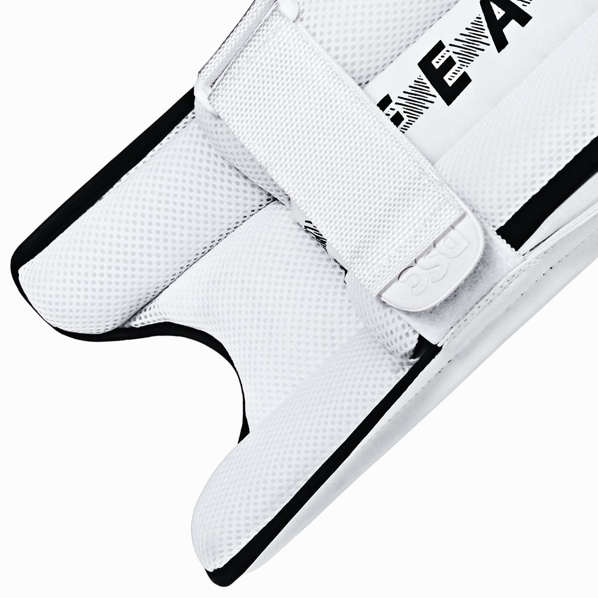 DSC Blak 55 Batting Leg Guard - Youth