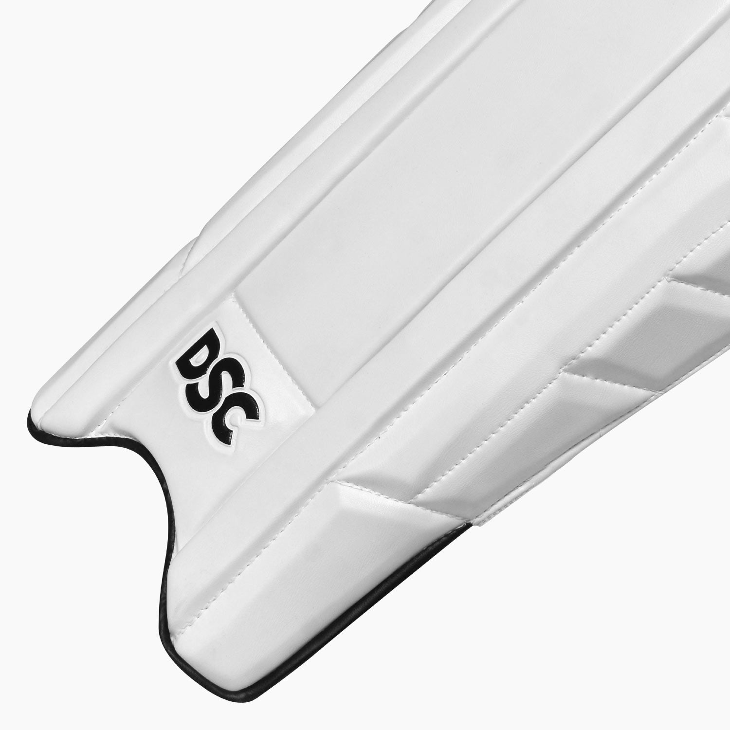 DSC Cynos 2020 Batting Leg Guard - Youth