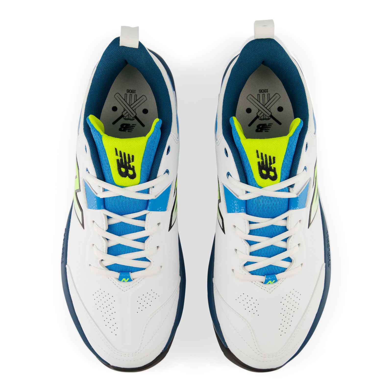 New Balance CK4030 V6 2E Fit Spike Cricket Shoes