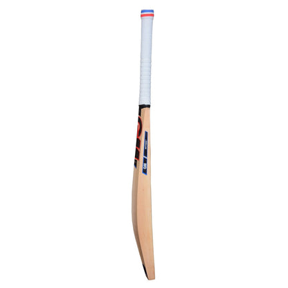 Gunn & Moore GM Narrow Eye in Bat