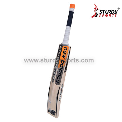 New Balance NB DC 640 + Cricket Bat - Senior