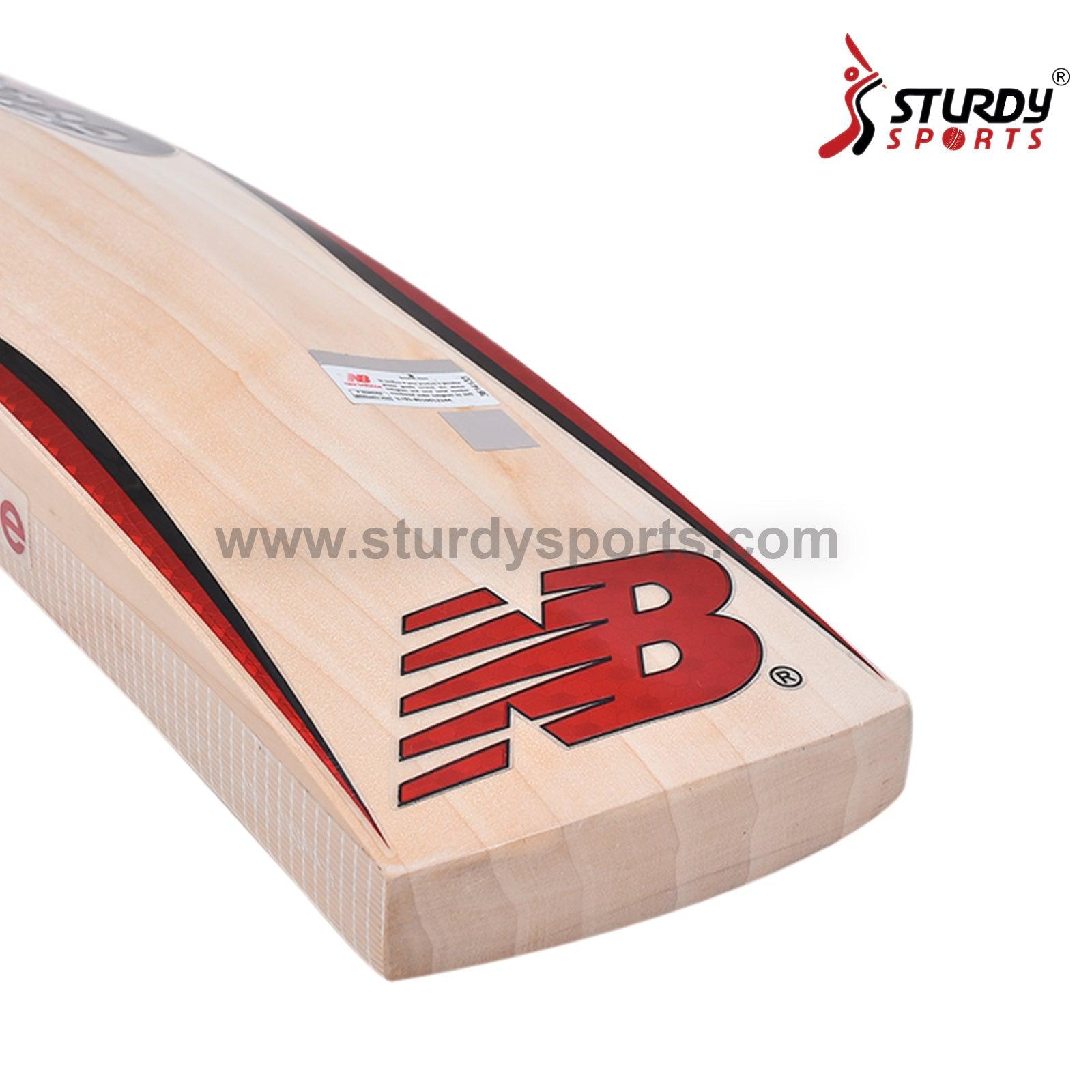 New Balance NB TC 550 + Cricket Bat - Senior