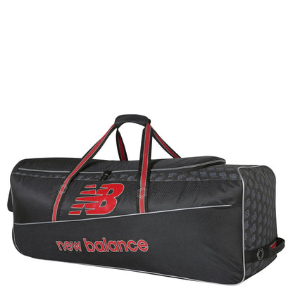 New Balance NB TC 660 Club Wheel Cricket Bag