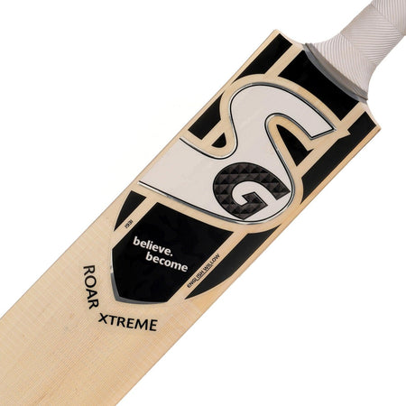 SG Roar Xtreme Cricket Bat - Senior