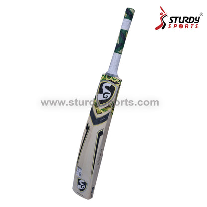 SG Savage Strike Cricket Bat - Senior